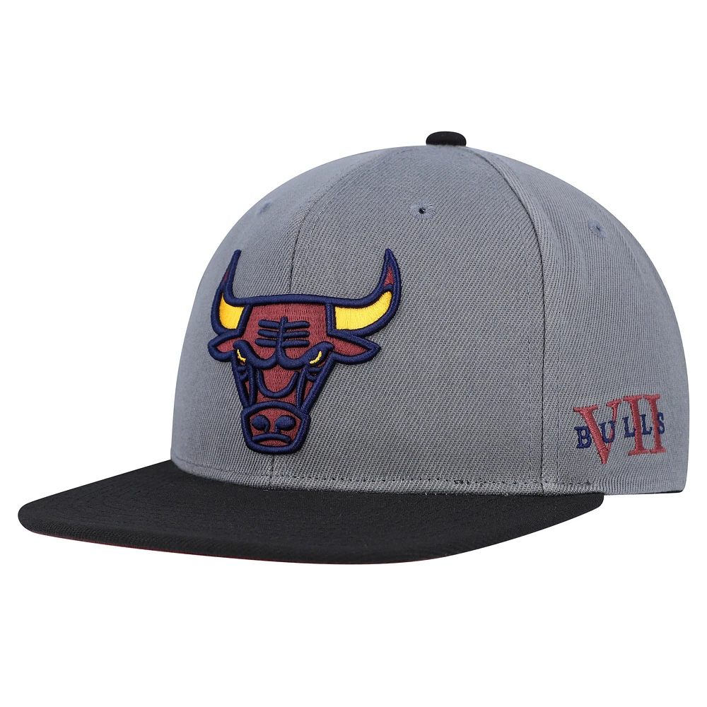 Casquette Snapback Chicago Bulls Core gris/noir Mitchell & Ness pour hommes