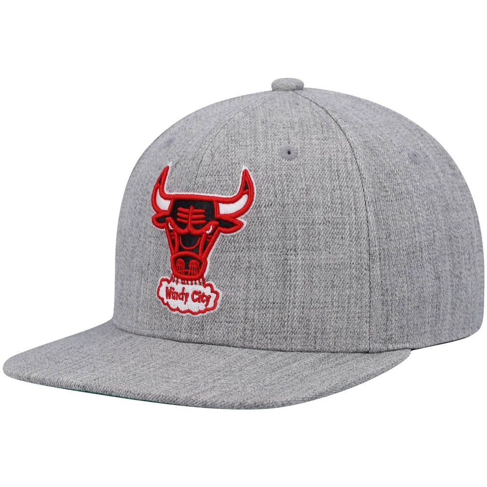 Men's Mitchell & Ness Heathered Gray Chicago Bulls Hardwood Classics Team 2.0 Snapback Hat