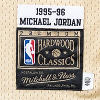 Mitchell & Ness Michael Jordan Gold Chicago Bulls 1995-96 Hardwood Classics pour homme - Maillot de joueur authentique