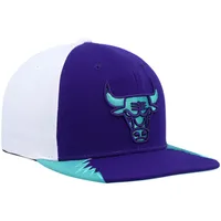 Men's Mitchell & Ness Purple Chicago Bulls Day 5 Snapback Hat