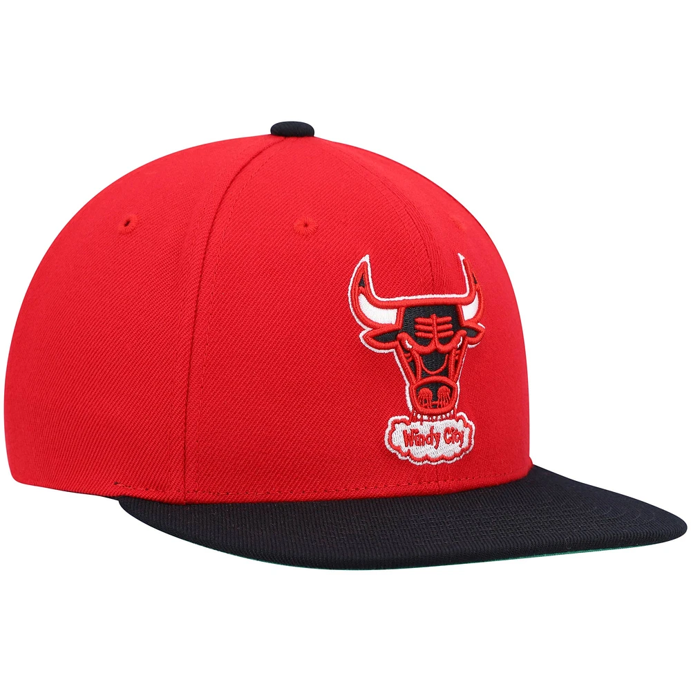 Casquette Chicago Bulls Hardwood Classics Team Two-Tone 2.0 Snapback rouge/noir Mitchell & Ness pour homme