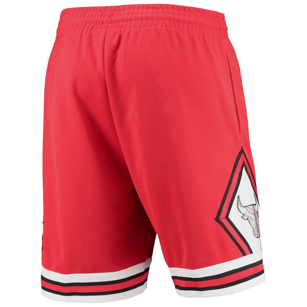 Men's Mitchell & Ness Red Chicago Bulls 1997 Hardwood Classics 75th Anniversary Swingman Shorts