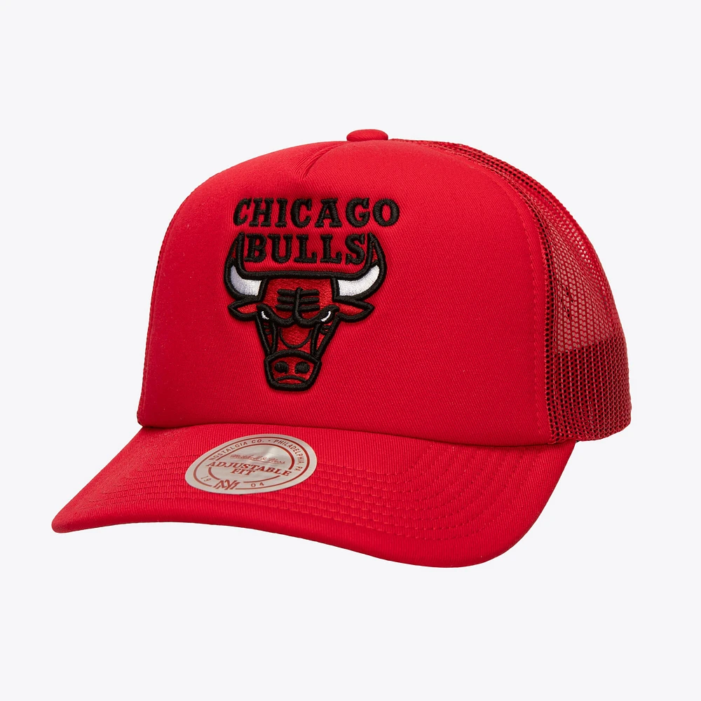 Casquette réglable de camionneur OTC Mitchell & Ness rouge Chicago Bulls Core Evergreen OTC pour hommes