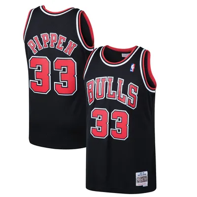 Mens Chicago Bulls NBA Scottie Pippen 1997 Ghost Green Camo Swingman Jersey  By Mitchell & Ness