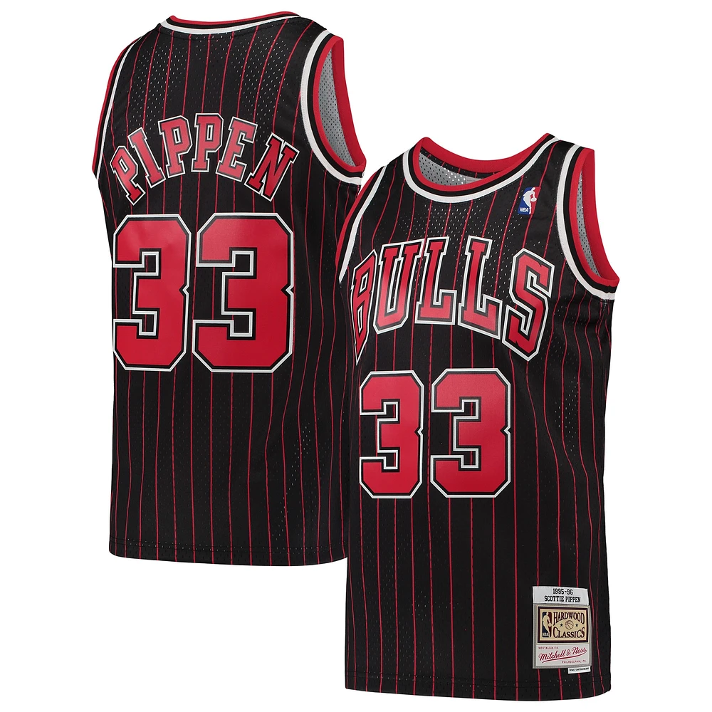 Maillot Swingman Mitchell & Ness Scottie Pippen pour hommes, noir, Chicago Bulls, Hardwood Classics