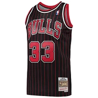 Maillot Swingman Mitchell & Ness Scottie Pippen pour hommes, noir, Chicago Bulls, Hardwood Classics