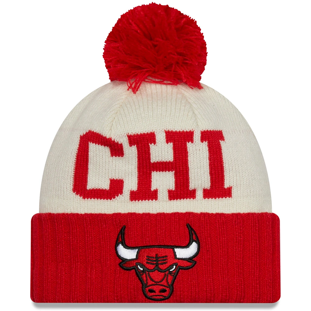 Chicago Bulls 2022 NBA Draft New Era pour homme, noir/crème - Bonnet en tricot à revers avec pompon