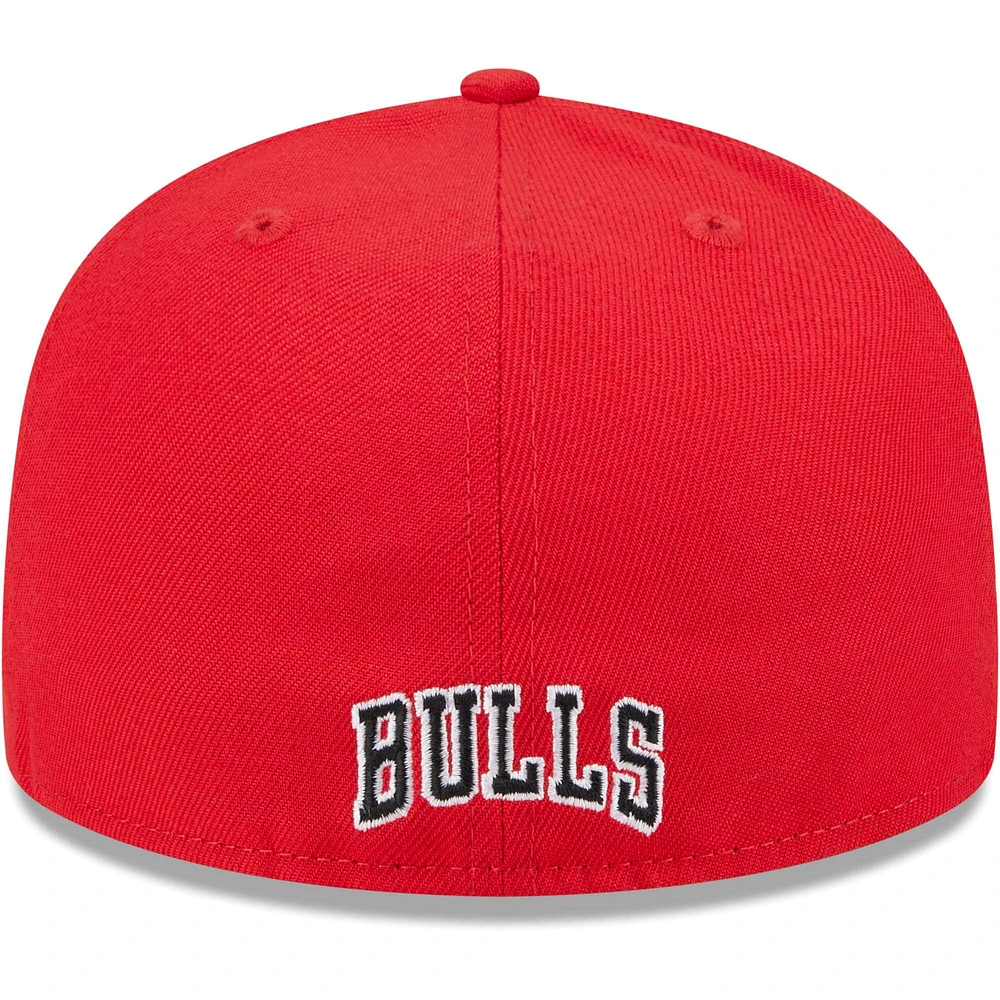 Men's New Era Black/Red Chicago Bulls Gameday Wordmark 59FIFTY Fitted Hat