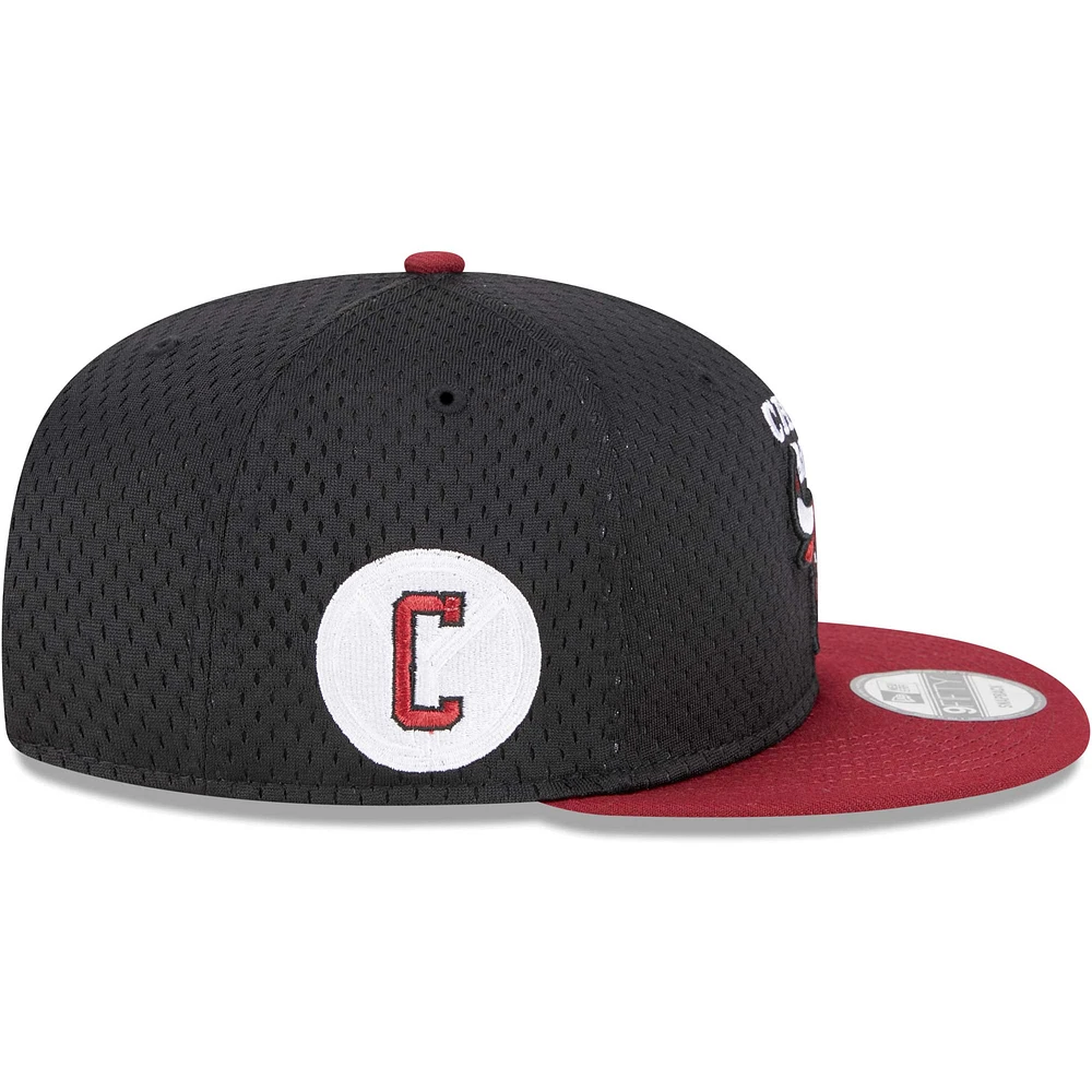 Men's New Era Black/Red Chicago Bulls Mesh 9FIFTY Snapback Hat