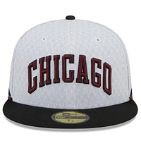 Casquette ajustée officielle 59FIFTY Chicago Bulls 2022/23 City Edition pour homme New Era noire