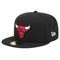 Casquette ajustée 59FIFTY avec application en cuir New Era pour hommes, Chicago Bulls Court Sport, noire