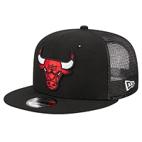 Men's New Era Black Chicago Bulls Meshback 9FIFTY Snapback Hat