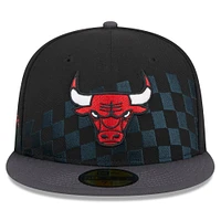 Men's New Era Black Chicago Bulls  Rally Drive Checkerboard 59FIFTY Crown Fitted Hat