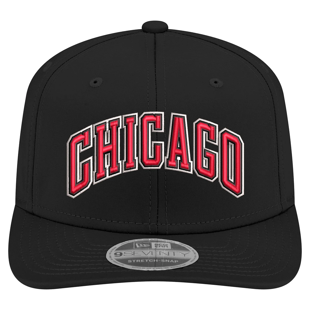 Men's New Era  Black Chicago Bulls Statement Edition Jersey Hook 9SEVENTY Stretch-Snap Hat