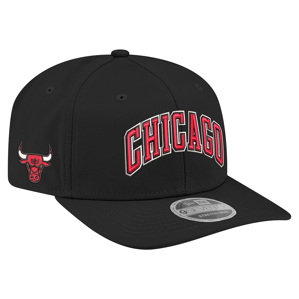 Men's New Era  Black Chicago Bulls Statement Edition Jersey Hook 9SEVENTY Stretch-Snap Hat