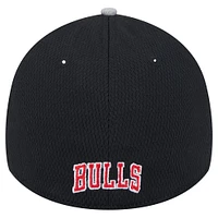 Casquette flexible 39THIRTY Active Trim des Chicago Bulls New Era pour hommes, gris/noir