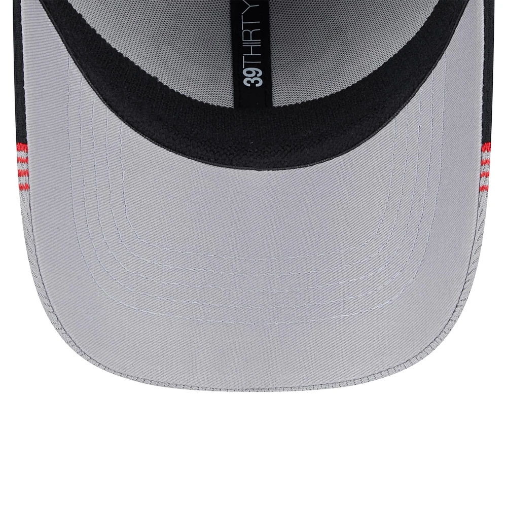 Casquette flexible 39THIRTY Active Trim des Chicago Bulls New Era pour hommes, gris/noir