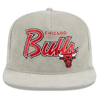 Casquette Snapback 9FIFTY en velours côtelé The Golfer des Chicago Bulls New Era pour hommes, grise