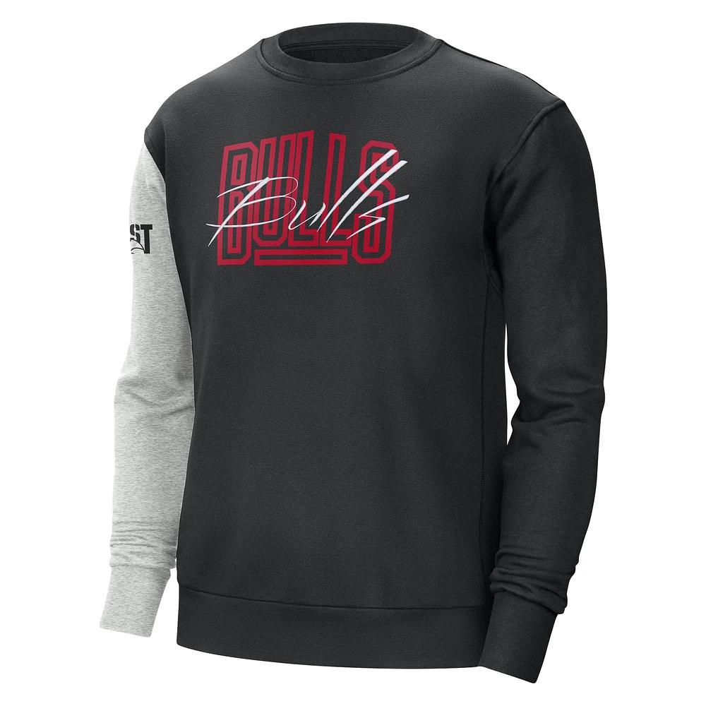 Men's Nike Black/Heather Gray Chicago Bulls Courtside Versus Force & Flight Pullover Sweatshirt