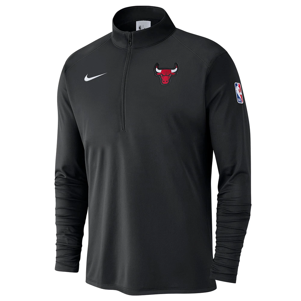 Haut à demi-zip Nike noir Chicago Bulls 2024/25 Courtside Performance pour homme