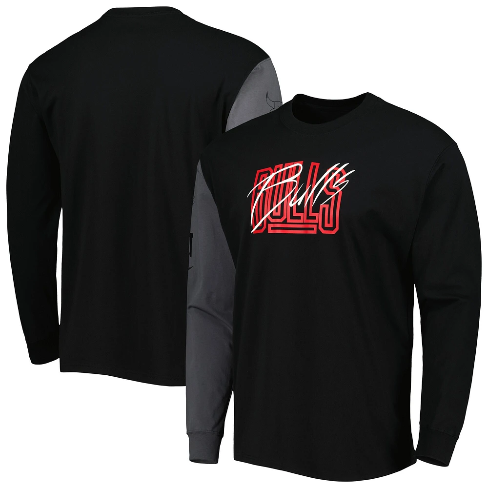 Men's Nike Black Chicago Bulls Courtside Versus Flight MAX90 Long Sleeve T-Shirt