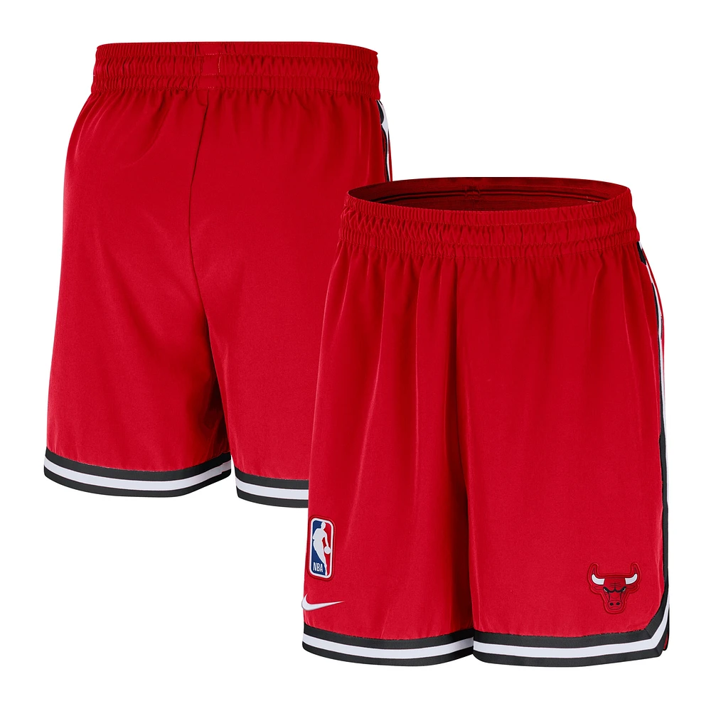 Men's Nike Red Chicago Bulls Authentic Pre-Game Woven Performance Shorts