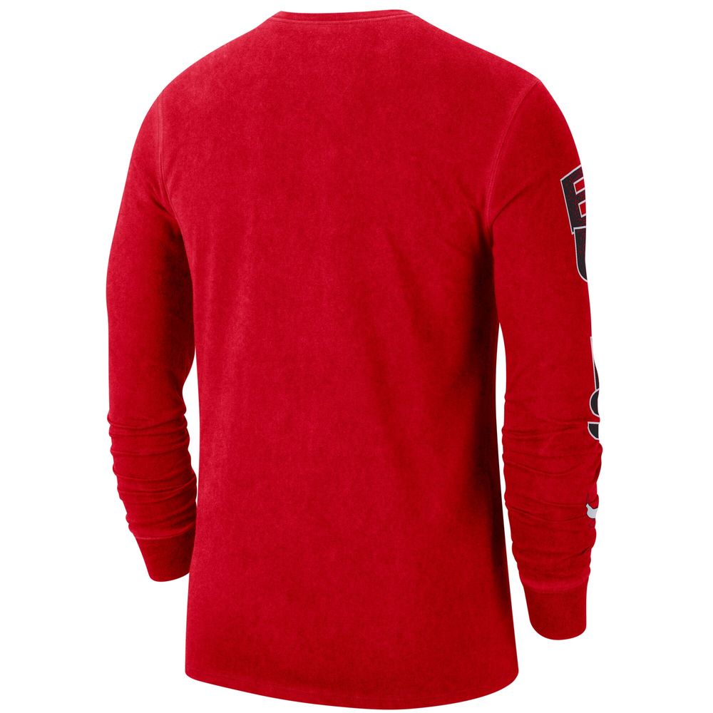 Men's Nike Red Chicago Bulls Courtside Retro Elevated Long Sleeve T-Shirt