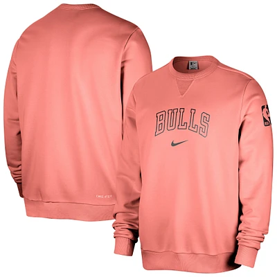 Men's Nike Red Chicago Bulls Courtside Standard Issue Performance Pullover Sweatshirt