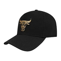 Men's Pro Standard  Black Chicago Bulls  Metallic Logo Pinch Front Adjustable Hat