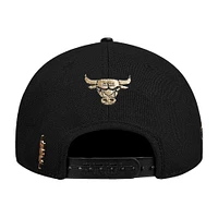 Men's Pro Standard  Black Chicago Bulls  Metallic Logo Pinch Front Adjustable Hat