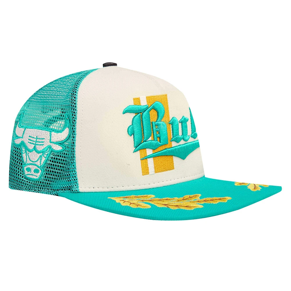 Men's Pro Standard Cream/Teal Chicago Bulls Visor Elite Classic Trucker Snapback Hat