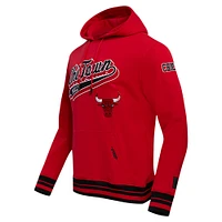 Men's Pro Standard Red Chicago Bulls Script Tail Pullover Hoodie