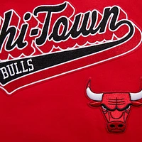 Men's Pro Standard Red Chicago Bulls Script Tail Pullover Hoodie