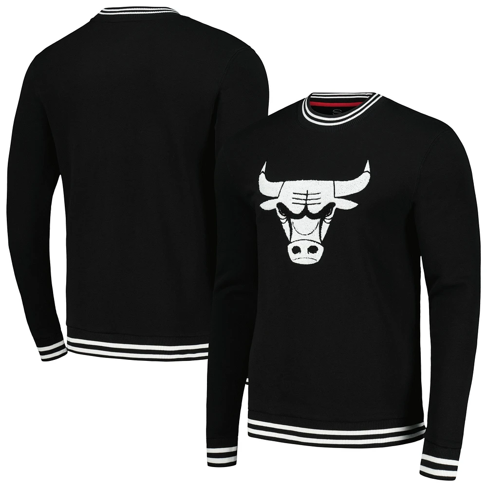 Sweat-shirt noir Stadium Essentials pour hommes des Chicago Bulls Club Level