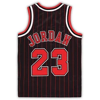 Maillot authentique Mitchell & Ness Michael Jordan Black Chicago Bulls 1996/97 Hardwood Classics