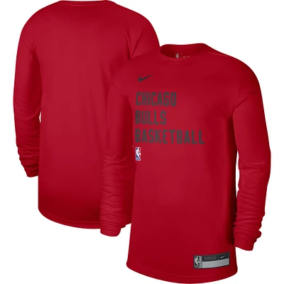 T-shirt à manches longues unisexe Nike Chicago Bulls 2023/24 Légende rouge pour entraînement sur le terrain