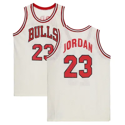 Lids Michael Jordan Chicago Bulls Mitchell & Ness Youth - Hardwood Classics  Authentic Jersey