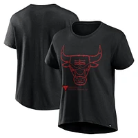 Women's Fanatics  Black Chicago Bulls Hand Check T-Shirt