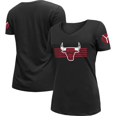 Chicago Bulls New Era Women's 2022/23 City Edition V-Neck T-Shirt - Black