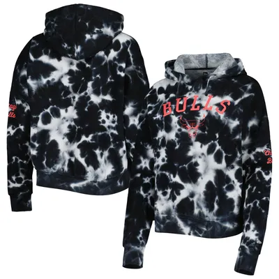 Pull à capuche et imprimé tie-dye Chicago Bulls New Era pour femme en coton brossé noir