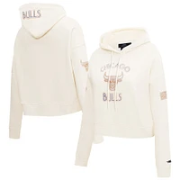 Women's Pro Standard Cream Chicago Bulls 2024/25 City Edition Chenille Applique Cropped Pullover Hoodie