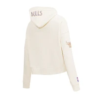 Women's Pro Standard Cream Chicago Bulls 2024/25 City Edition Chenille Applique Cropped Pullover Hoodie