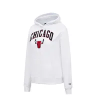 Classique Pro Standard Chicago Bulls pour femme - Blanc Chandail à capuchon