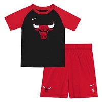 Ensemble t-shirt et short d'entraînement Nike rouge/noir Chicago Bulls pour jeune