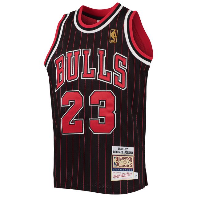 Jeunesse Mitchell & Ness Michael Jordan Noir/Rouge Chicago Bulls 1996-97 Hardwood Classics Authentique Maillot