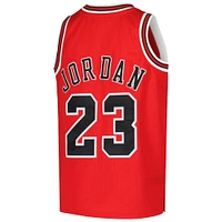 Maillot authentique Mitchell & Ness Michael Jordan rouge Chicago Bulls Hardwood Classics 1997/98 pour jeune