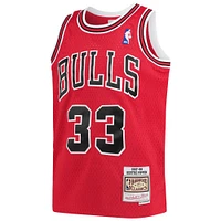 Youth Mitchell & Ness Scottie Pippen Red Chicago Bulls 1997-98 Hardwood Classics Swingman Jersey