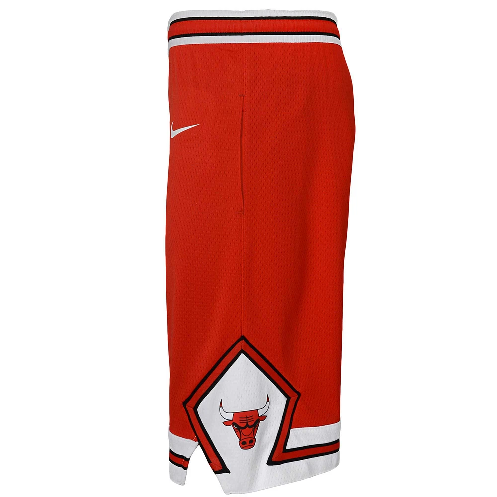 Short Nike rouge Chicago Bulls Swingman Icon Edition pour jeune