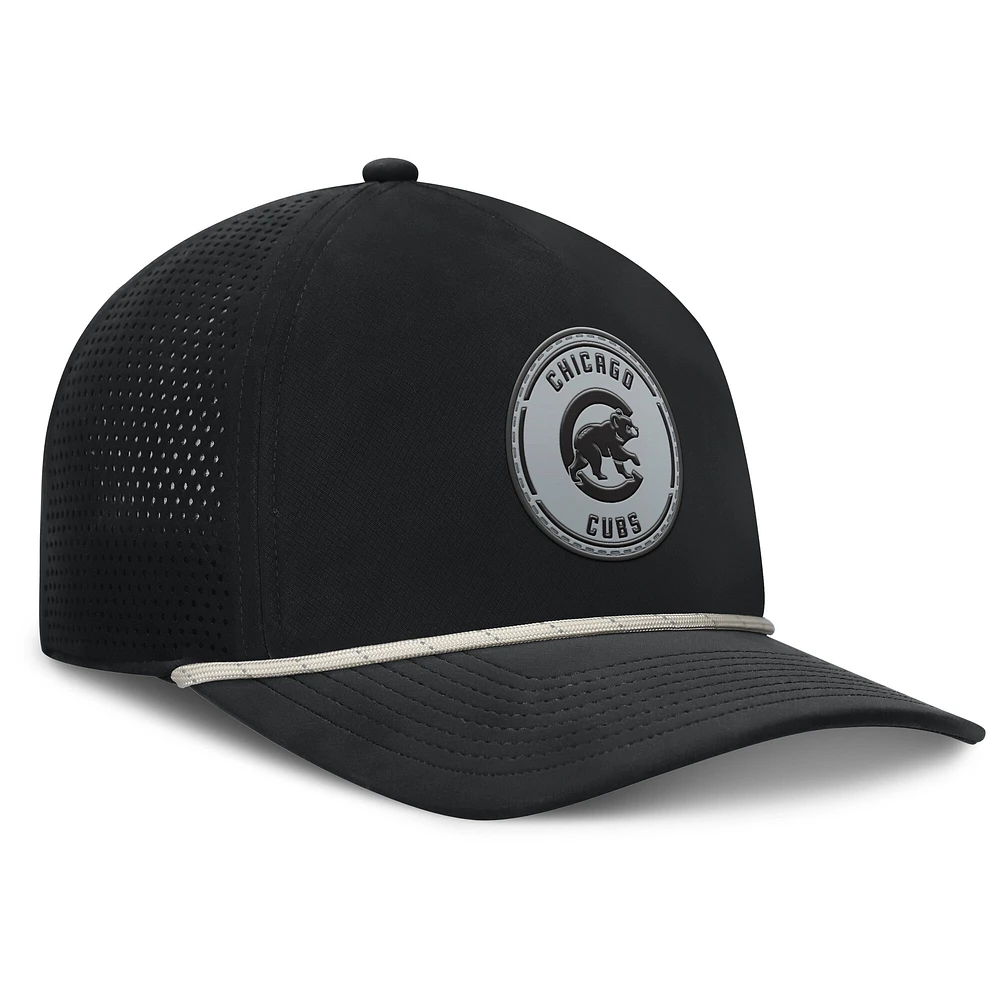 Casquette ajustable Fanatics noire pour homme avec logo des Chicago Cubs