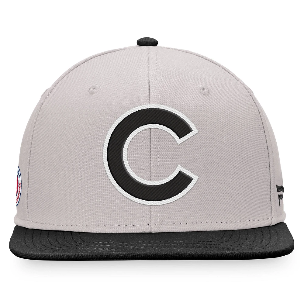 Men's Fanatics  Gray/Black Chicago Cubs Sky Team Patch Snapback Hat